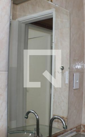 Apartamento à venda com 48m², 2 quartos e 1 vagaBanheiro