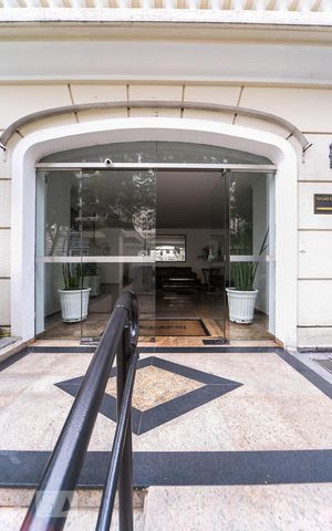 Apartamento à venda com 75m², 3 quartos e 1 vaga Apartamento à venda com 75m², 3 quartos e 1 vagaEntrada
