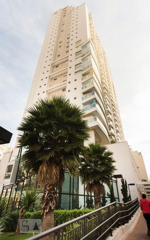 Studio à venda com 48m², 1 quarto e 1 vaga Studio à venda com 48m², 1 quarto e 1 vagaFachada