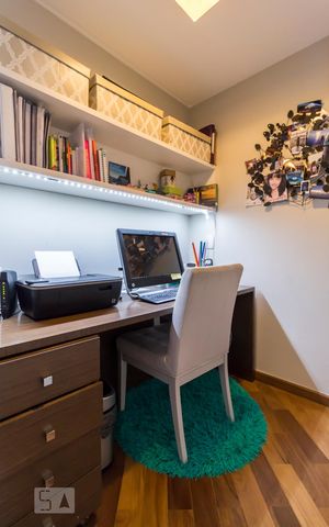 Apartamento para alugar com 94m², 3 quartos e 2 vagasEscritório corredor