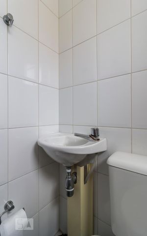 Apartamento para alugar com 94m², 3 quartos e 2 vagasBanheiro de serviço