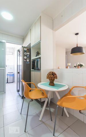 Apartamento para alugar com 94m², 3 quartos e 2 vagasCozinha