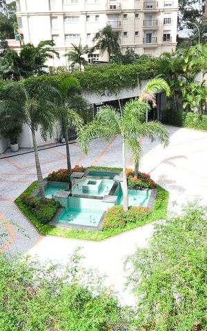 Apartamento à venda com 340m², 4 quartos e 5 vagasEntrada