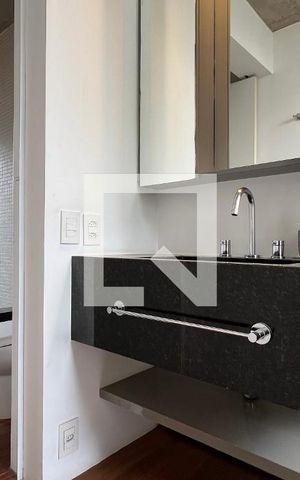 Apartamento para alugar com 110m², 1 quarto e 2 vagas Apartamento para alugar com 110m², 1 quarto e 2 vagasBanheiro da Suíte