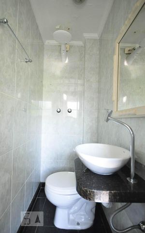 Apartamento para alugar com 84m², 3 quartos e 1 vaga Apartamento para alugar com 84m², 3 quartos e 1 vagaBanheiro de serviço