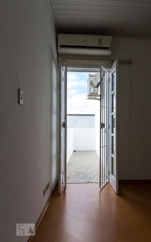 Casa à venda com 103m², 3 quartos e 1 vagaPorta da Varanda Quarto 2 