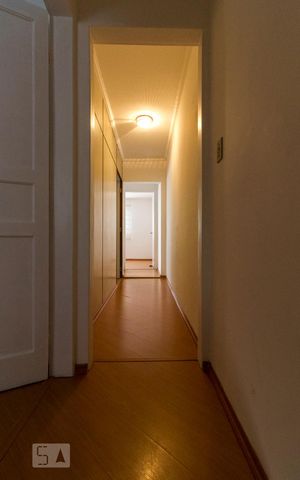 Casa à venda com 103m², 3 quartos e 1 vagaCorredor de Acesso aos Quartos e Banheiro 