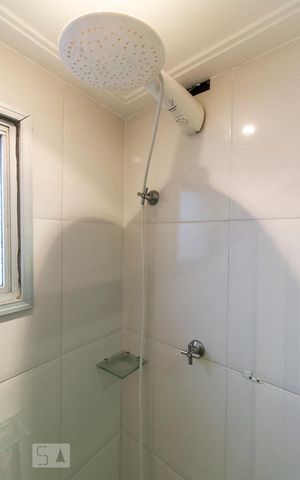 Apartamento para alugar com 55m², 2 quartos e 2 vagasChuveiro do Banheiro Suíte 