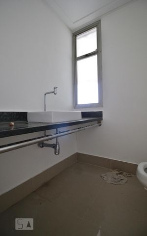 Apartamento à venda com 220m², 4 quartos e 2 vagasLavabo