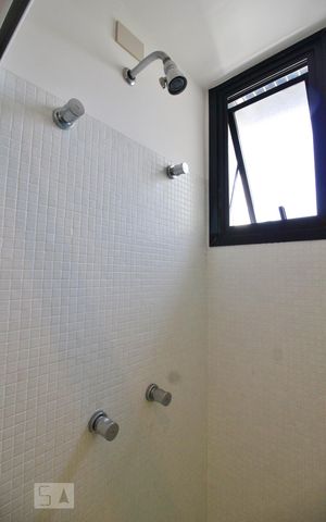 Apartamento à venda com 327m², 4 quartos e 5 vagasChuveiro