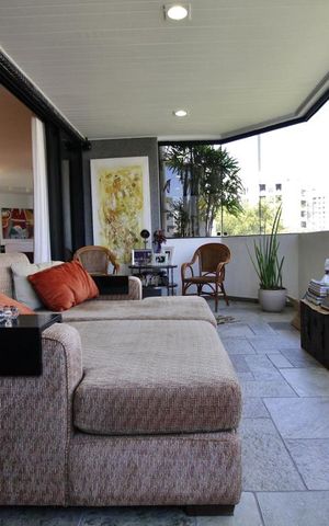 Apartamento à venda com 327m², 4 quartos e 5 vagasVaranda 