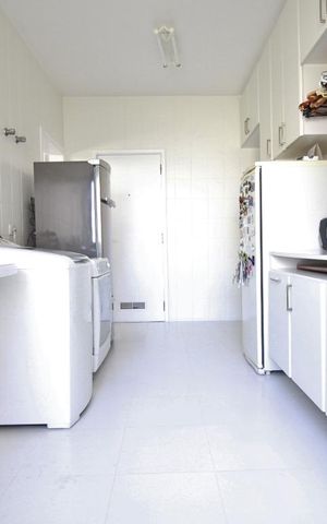 Apartamento à venda com 327m², 4 quartos e 5 vagasÁrea de serviço
