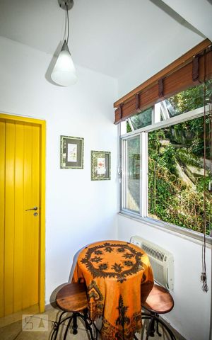 Apartamento à venda com 45m², 1 quarto e sem vagaSala