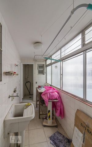 Apartamento à venda com 124m², 2 quartos e 1 vaga Apartamento à venda com 124m², 2 quartos e 1 vagaLavanderia