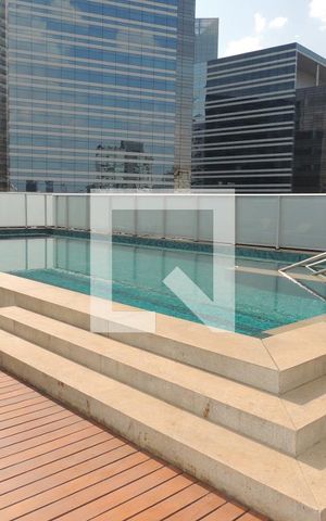 Apartamento à venda com 33m², 1 quarto e 1 vagaÁrea comum - Piscina