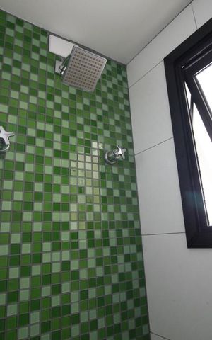 Apartamento à venda com 70m², 2 quartos e 2 vagasChuveiro