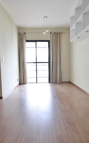 Apartamento à venda com 70m², 2 quartos e 2 vagasSala