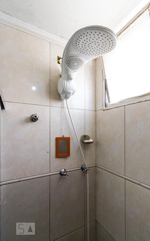 Apartamento para alugar com 70m², 2 quartos e 1 vagaChuveiro do Banheiro Suíte 
