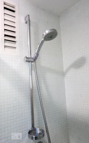 Apartamento à venda com 140m², 1 quarto e 2 vagasBanheiro