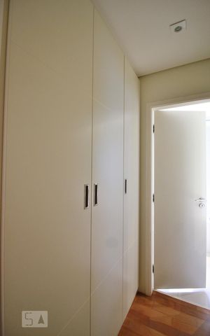 Apartamento à venda com 138m², 3 quartos e 3 vagasCloset suíte