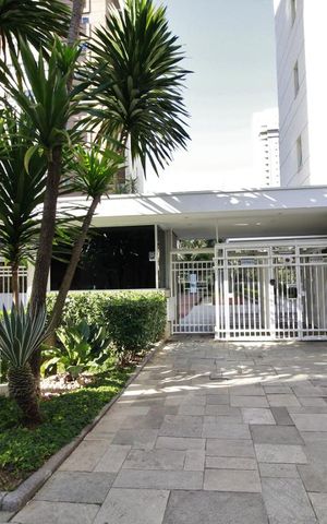 Apartamento à venda com 138m², 3 quartos e 3 vagasFachada