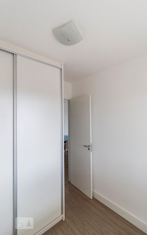 Apartamento para alugar com 70m², 2 quartos e 2 vagasQuarto