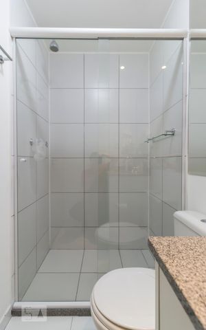 Apartamento para alugar com 70m², 2 quartos e 2 vagasBanheiro