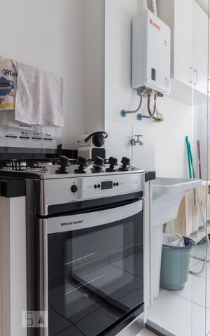Apartamento para alugar com 70m², 2 quartos e 2 vagasCozinha