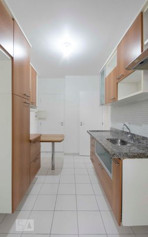 Apartamento à venda com 75m², 3 quartos e 2 vagasCozinha