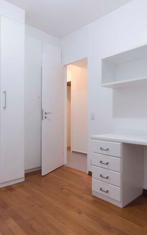 Apartamento à venda com 75m², 3 quartos e 2 vagasQuarto 2
