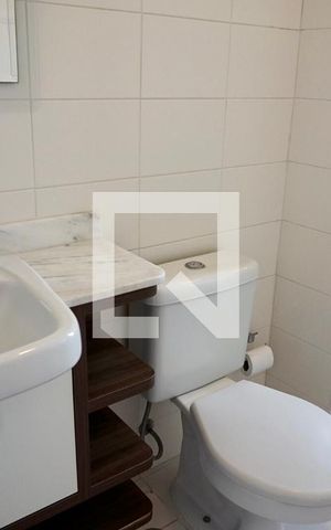 Apartamento à venda com 147m², 3 quartos e 3 vagas Apartamento à venda com 147m², 3 quartos e 3 vagasBanheiro Suíte 2