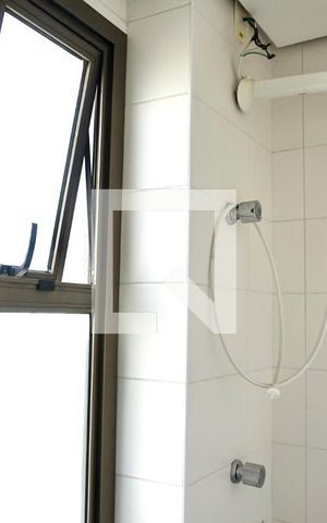 Apartamento à venda com 147m², 3 quartos e 3 vagas Apartamento à venda com 147m², 3 quartos e 3 vagasBanheiro de Serviço