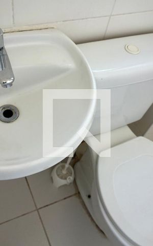 Apartamento à venda com 147m², 3 quartos e 3 vagas Apartamento à venda com 147m², 3 quartos e 3 vagasBanheiro de Serviço