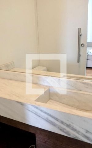 Apartamento à venda com 147m², 3 quartos e 3 vagas Apartamento à venda com 147m², 3 quartos e 3 vagasLavabo
