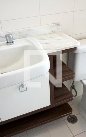 Apartamento à venda com 147m², 3 quartos e 3 vagas Apartamento à venda com 147m², 3 quartos e 3 vagasBanheiro Suíte 2
