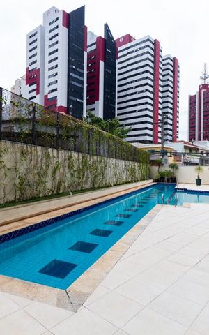 Apartamento à venda com 37m², 1 quarto e 1 vagaPiscina