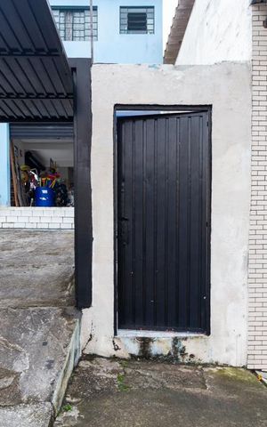 Casa à venda com 500m², 2 quartos e 8 vagasFachada