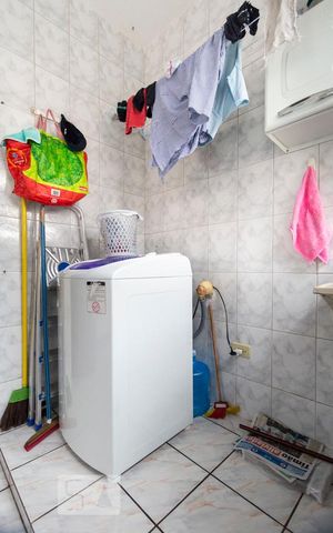 Casa à venda com 500m², 2 quartos e 8 vagasÁrea de serviço