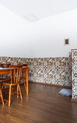 Casa à venda com 500m², 2 quartos e 8 vagasSala