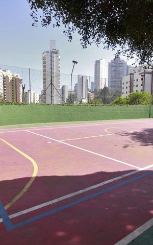 Apartamento à venda com 200m², 4 quartos e 3 vagasQuadra