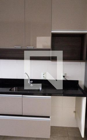 Apartamento à venda com 93m², 2 quartos e 2 vagas Apartamento à venda com 93m², 2 quartos e 2 vagasCozinha - Armários