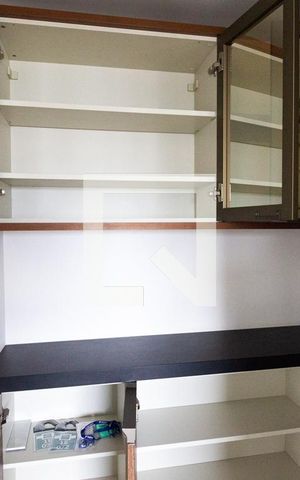 Apartamento à venda com 93m², 2 quartos e 2 vagas Apartamento à venda com 93m², 2 quartos e 2 vagasDetalhe da sala