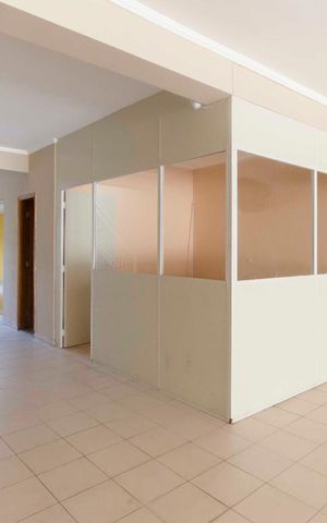 Casa à venda com 325m², 3 quartos e 6 vagasGaragem
