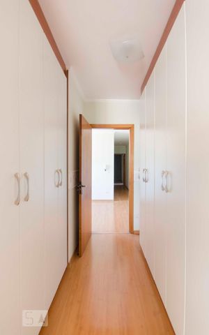 Casa à venda com 325m², 3 quartos e 6 vagasSuíte 3