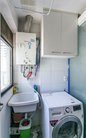 Apartamento à venda com 72m², 3 quartos e 1 vagaÁrea de serviço