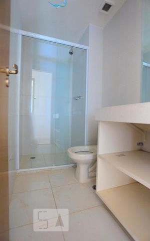 Apartamento para alugar com 60m², 2 quartos e 2 vagasBanheiro
