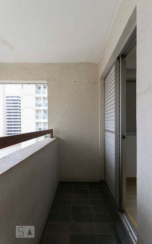 Apartamento à venda com 65m², 1 quarto e 1 vaga2o. Andar - Quarto - Varanda