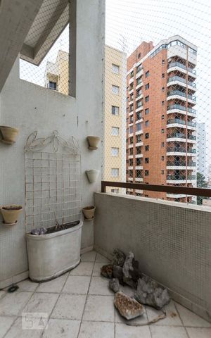 Apartamento à venda com 65m², 1 quarto e 1 vaga1o. Andar - Varanda