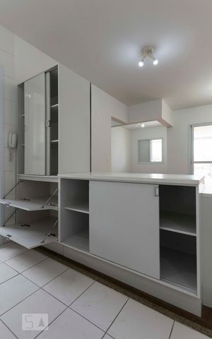 Apartamento à venda com 78m², 2 quartos e 1 vagaCozinha (Armários)