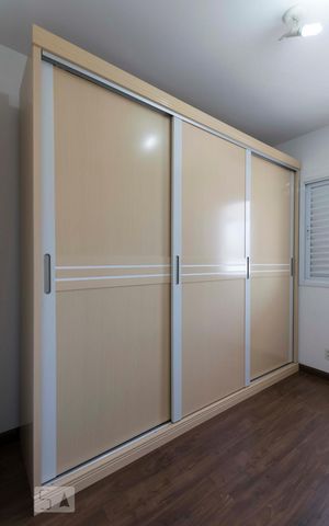 Apartamento à venda com 78m², 2 quartos e 1 vagaQuarto 1 (Armários)